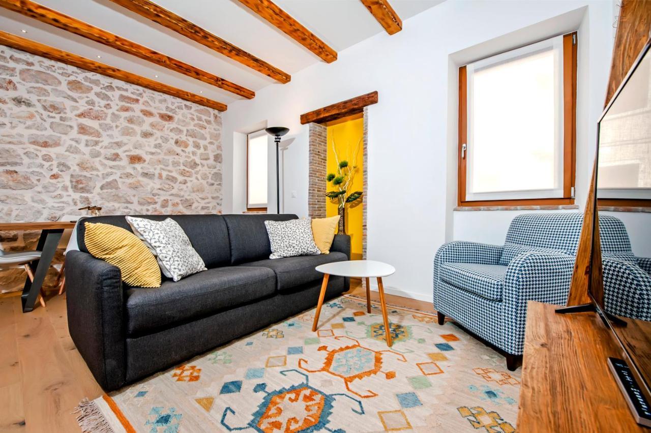 Apartments Casa De Amicis Ρόβινι Εξωτερικό φωτογραφία