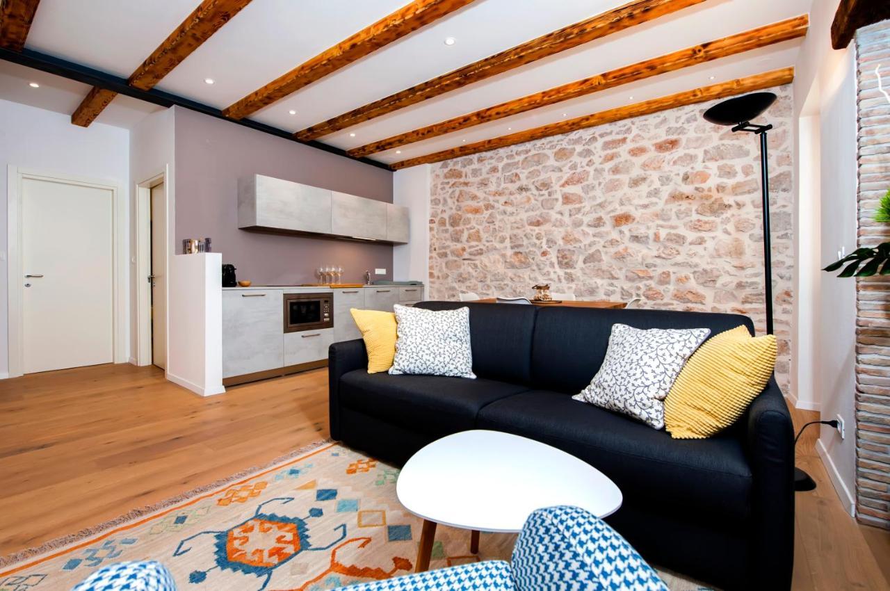 Apartments Casa De Amicis Ρόβινι Εξωτερικό φωτογραφία