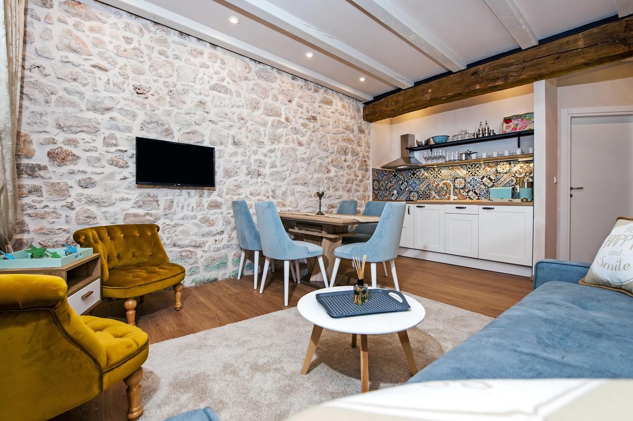 Apartments Casa De Amicis Ρόβινι Εξωτερικό φωτογραφία